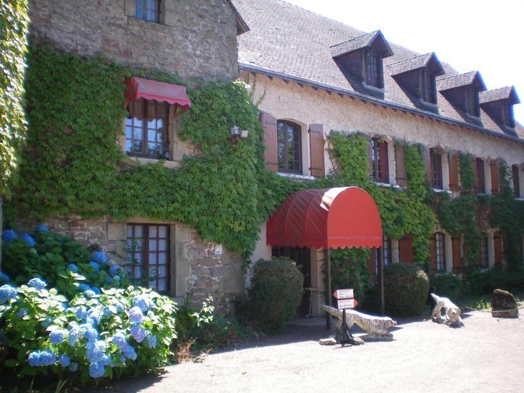Hotel Manoir Henri IV à Bessines-sur-Gartempe Extérieur photo