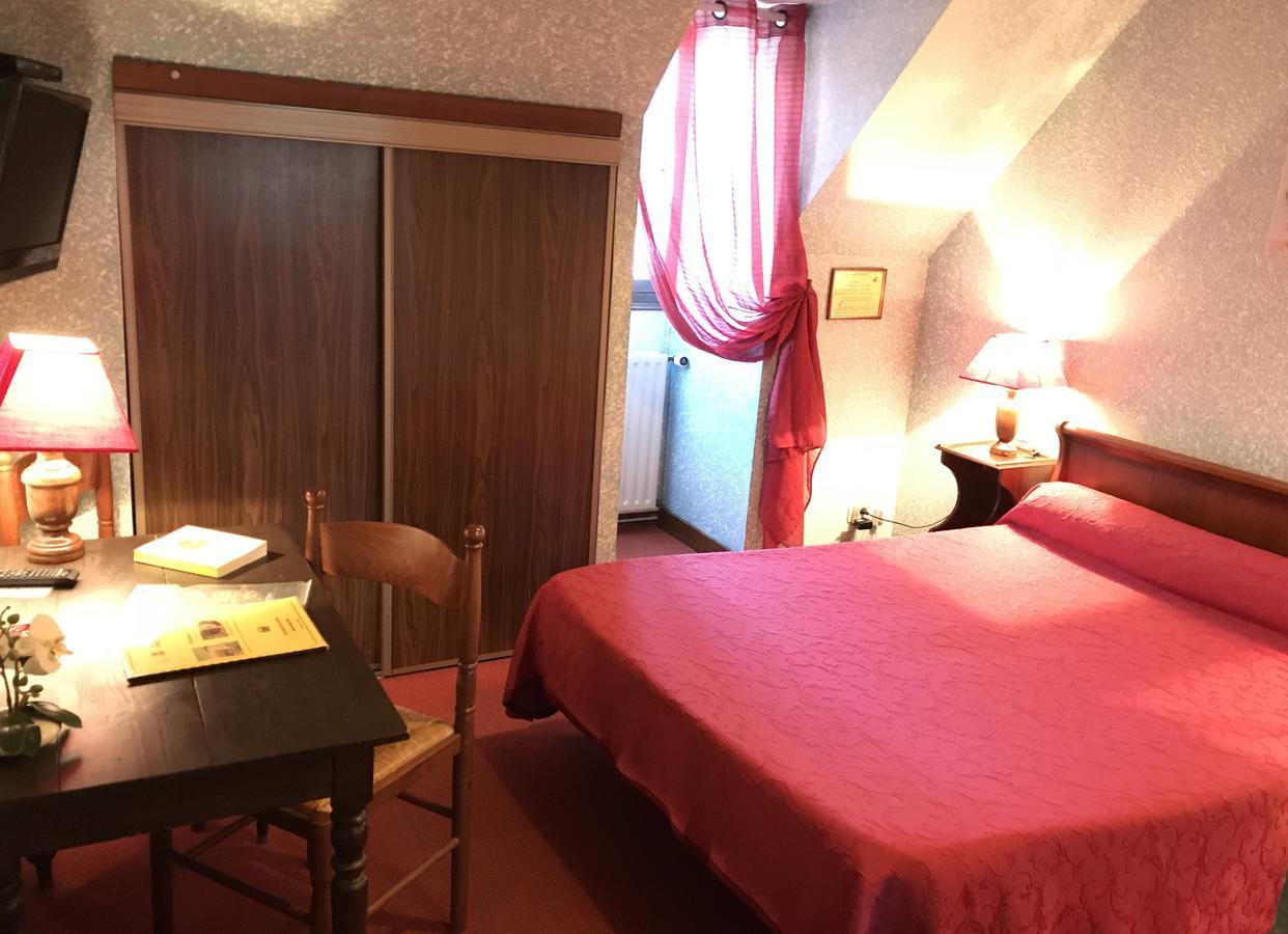 Hotel Manoir Henri IV à Bessines-sur-Gartempe Extérieur photo