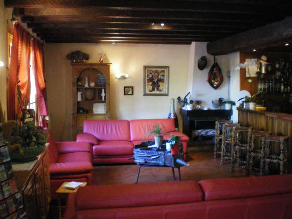 Hotel Manoir Henri IV à Bessines-sur-Gartempe Extérieur photo