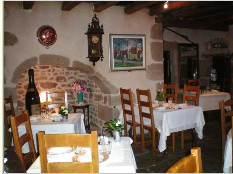 Hotel Manoir Henri IV à Bessines-sur-Gartempe Extérieur photo